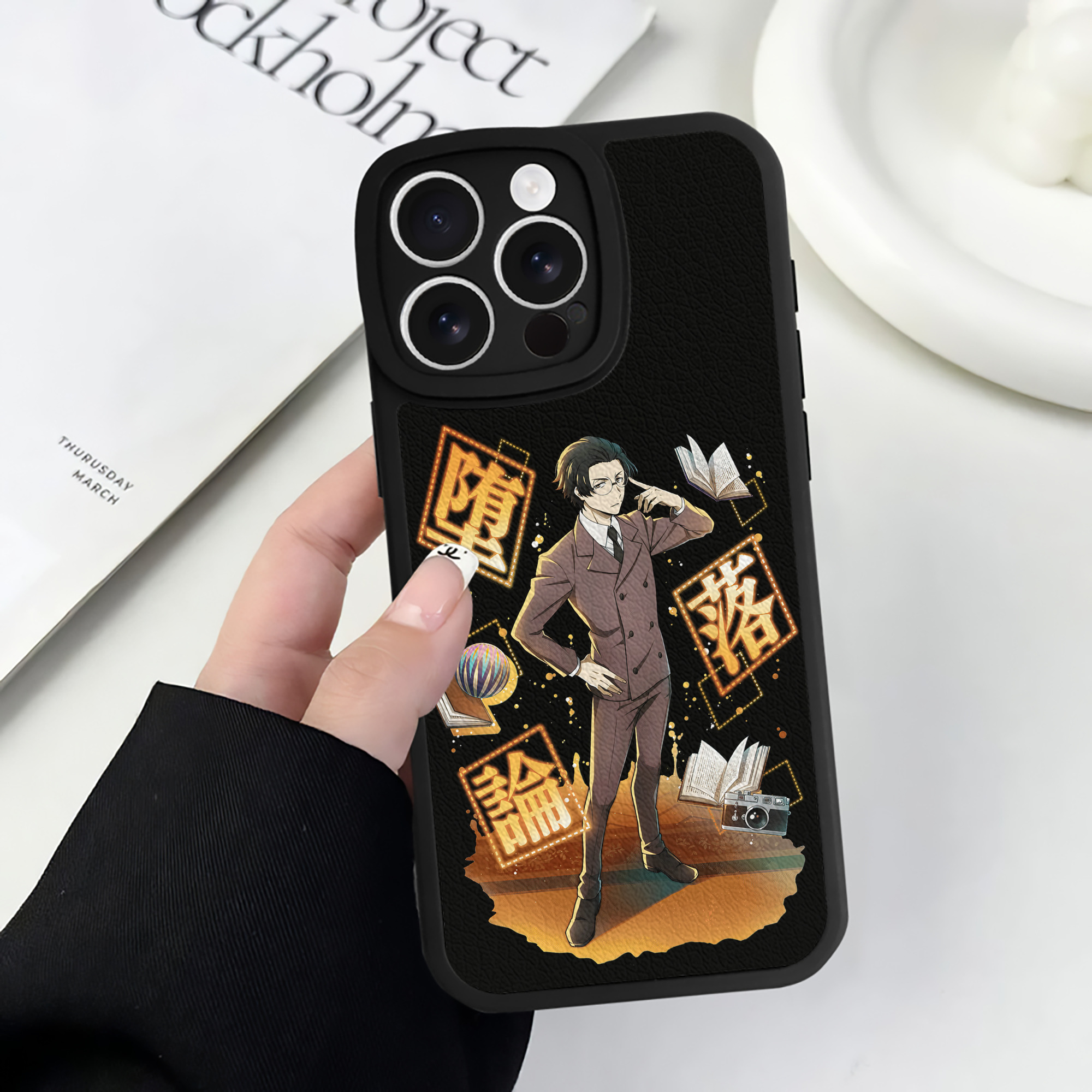 （画像用） 文豪ストレイドッグス Bungo Stray Dogs 【iPhone 16シリーズ対応】シリコンスマホケース（レザー調） 材質：シリコン